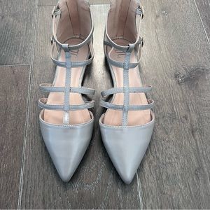 Women’s flats size 9